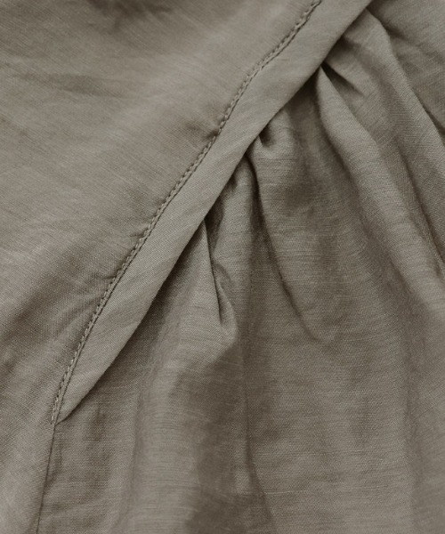 Pierrot(ピエロ)の「インナーセットシアーチュニックブラウス(シャツ/ブラウス・レディース・ブラック/ブラウン/ブルー・M/L)」の11枚目の写真