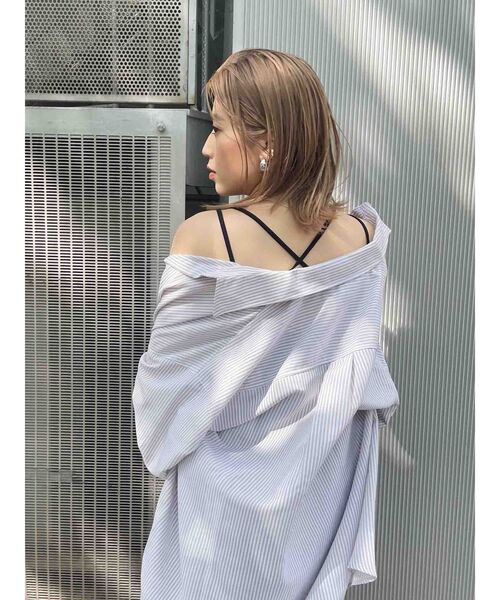 MURUA（ムルーア）の「バックストリングキャミ（パット付）（キャミソール・レディース・ブラック/アイボリー・FREE）」の8枚目の写真