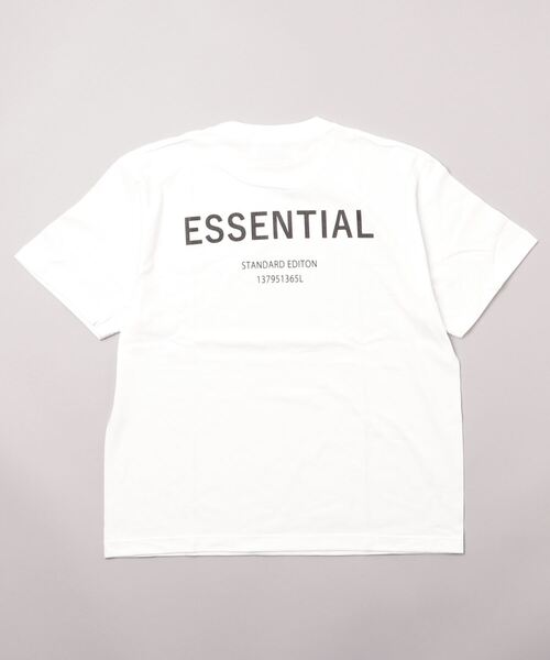 MAISON BREEZE（メゾンブリーズ）の「トレンドロゴ。"ESSENTIAL" Tee【MAISON BREEZE】オーバーサイズバックプリントロゴTシャツ（Tシャツ/カットソー・レディース・ブラック/レッド/グリーン・FREE）」の5枚目の写真