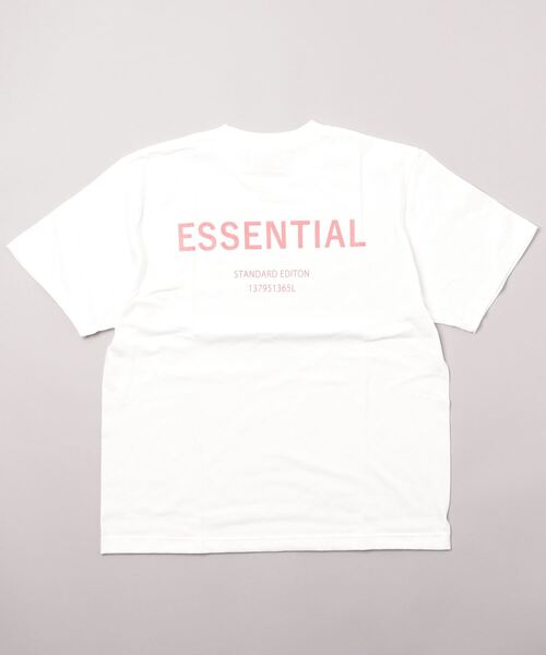 MAISON BREEZE（メゾンブリーズ）の「トレンドロゴ。"ESSENTIAL" Tee【MAISON BREEZE】オーバーサイズバックプリントロゴTシャツ（Tシャツ/カットソー・レディース・ブラック/レッド/グリーン・FREE）」の4枚目の写真