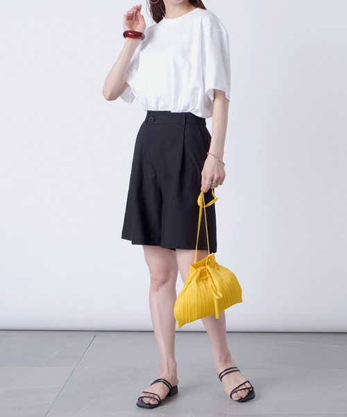 MAISON BREEZE（メゾンブリーズ）の「トレンドロゴ。"ESSENTIAL" Tee【MAISON BREEZE】オーバーサイズバックプリントロゴTシャツ（Tシャツ/カットソー・レディース・ブラック/レッド/グリーン・FREE）」の13枚目の写真