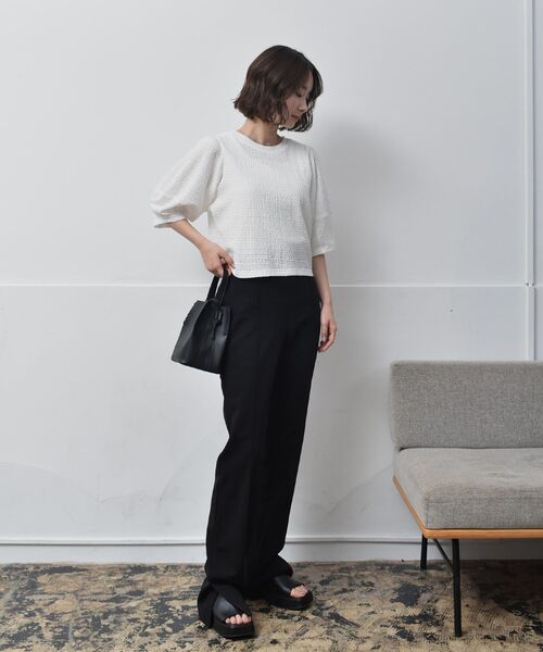 RETRO GIRL（レトロガール）の「袖パフデザインTee（Tシャツ/カットソー・レディース・ホワイト/ブラック/ブラウン/グリーン・FREE）」の6枚目の写真