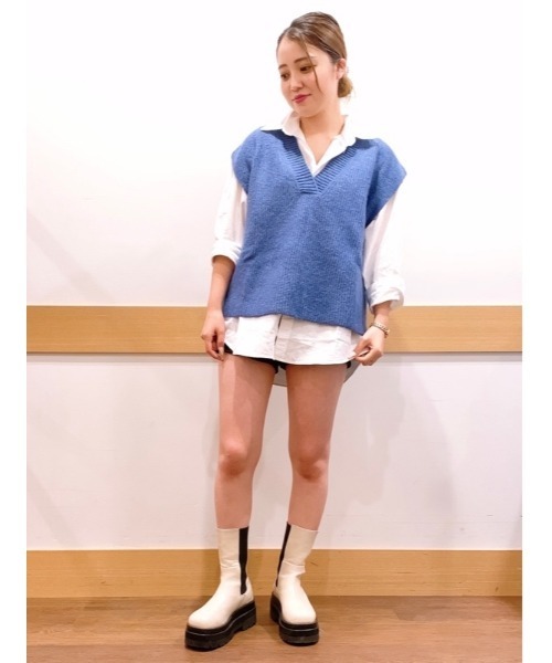 GAP（ギャップ）の「オーバーサイズ Vネック ベストセーター（ベスト・レディース・その他/パープル系その他/グレー/ブルー・M/XXS/XL/L/XS/S）」の18枚目の写真