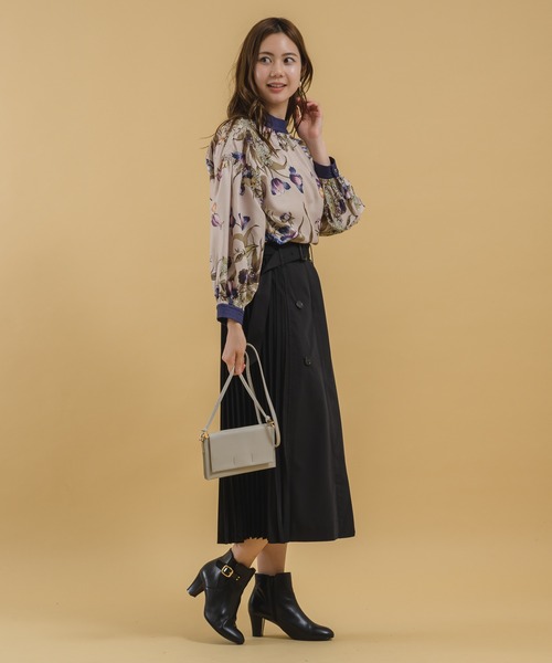 KATHARINE ROSS（キャサリンロス）の「【KATHARINE ROSS】オリジナル オータムスカーフプリントブラウス（シャツ/ブラウス・レディース・マスタード/ブルー・MEDIUM）」の9枚目の写真