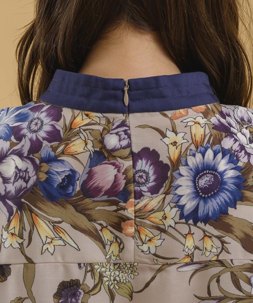 KATHARINE ROSS（キャサリンロス）の「【KATHARINE ROSS】オリジナル オータムスカーフプリントブラウス（シャツ/ブラウス・レディース・マスタード/ブルー・MEDIUM）」の15枚目の写真