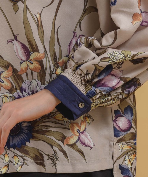 KATHARINE ROSS（キャサリンロス）の「【KATHARINE ROSS】オリジナル オータムスカーフプリントブラウス（シャツ/ブラウス・レディース・マスタード/ブルー・MEDIUM）」の18枚目の写真