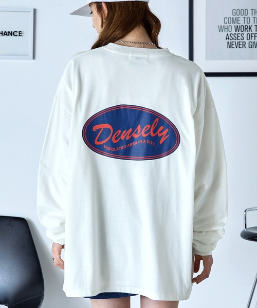 BASQUE magenta（バスクマゼンタ）の「カレッジ/サークルロゴデザイン ビッグシルエットロングTシャツ（Tシャツ/カットソー・レディース・ブラック系1/ホワイト系4/ホワイト系2/ネイビー系2/ブラック系2/ホワイト系3/グリーン系1/ホワイト系1/グレー系1/ホワイト系5/ネイビー系3・FREE）」の4枚目の写真