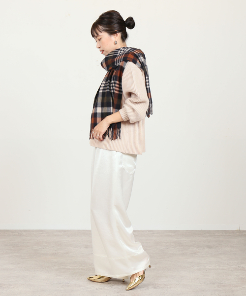 VERMEIL par iena(ヴェルメイユパーイエナ)の「フレンチウール 両畦プルオーバー(ニット/セーター・レディース・アイボリー/ブラック・FREE)」の14枚目の写真