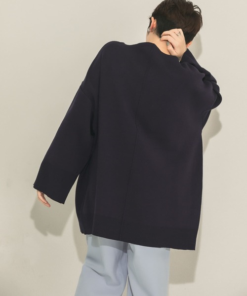 KBF（ケイビーエフ）の「カーブネックラージニット（ニット/セーター・レディース・ネイビー/ブラウン/アイボリー・ONE）」の3枚目の写真