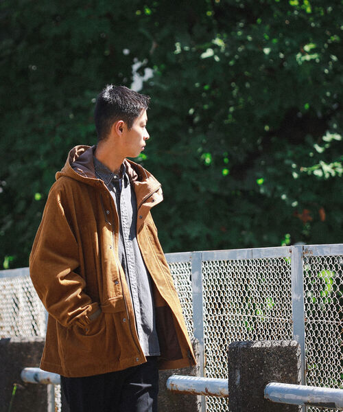 BEAMS(ビームス)の「BEAMS / ルーズ シティフーディー(ブルゾン・メンズ・ネイビー/ベージュ・SMALL/MEDIUM/LARGE/X-LARGE)」の6枚目の写真