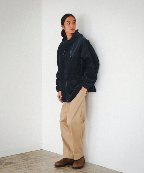 BEAMS(ビームス)の「BEAMS / ルーズ シティフーディー(ブルゾン・メンズ・ネイビー/ベージュ・SMALL/MEDIUM/LARGE/X-LARGE)」の12枚目の写真