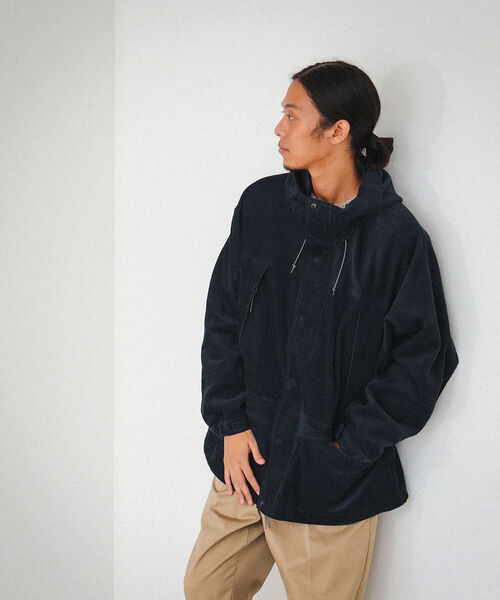 BEAMS(ビームス)の「BEAMS / ルーズ シティフーディー(ブルゾン・メンズ・ネイビー/ベージュ・SMALL/MEDIUM/LARGE/X-LARGE)」の14枚目の写真