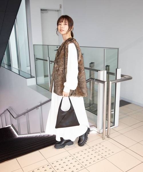 RAGEBLUE（レイジブルー）の「ベルト付きフェイクファーベスト（ベスト