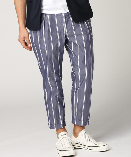 EDIFICE（エディフィス）の「◇ワイドストライプ1タックアンクルパンツ（その他パンツ・メンズ・ホワイト/ネイビー・42/44/46/48）」の2枚目の写真