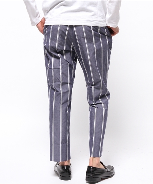 EDIFICE（エディフィス）の「◇ワイドストライプ1タックアンクルパンツ（その他パンツ・メンズ・ホワイト/ネイビー・42/44/46/48）」の4枚目の写真