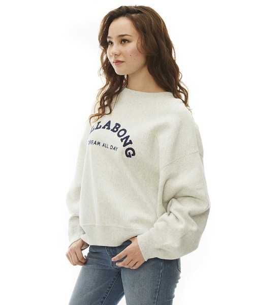 BILLABONG(ビラボン)の「BILLABONG レディース HEAVY BARREL CROPED SWEAT CREW トレーナー 【2022年秋冬モデル】/ビラボンスウェットトレーナー(スウェット・レディース・ブラック/バーガンディー/グレー・MEDIUM/LARGE)」の10枚目の写真