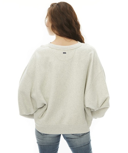 BILLABONG(ビラボン)の「BILLABONG レディース HEAVY BARREL CROPED SWEAT CREW トレーナー 【2022年秋冬モデル】/ビラボンスウェットトレーナー(スウェット・レディース・ブラック/バーガンディー/グレー・MEDIUM/LARGE)」の6枚目の写真