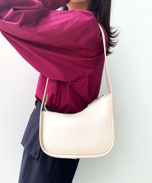 OPAQUE.CLIP(オペークドットクリップ)の「◆アシメントリ―ワンハンドルバッグ(ハンドバッグ・レディース・ボルドー/オフホワイト/ブラック・00)」の7枚目の写真