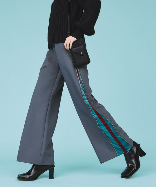 casane（カサネ）の「サイドラインカラーパンツ（その他パンツ・レディース・ブラック/グレー/ベージュ/ブラック系1/ブラウン/ブラック系2・1/2）」の13枚目の写真