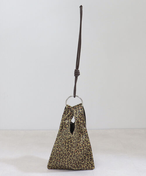 fredy emue(フレディエミュ)の「リングハンドルコンビショッパーバッグ(ショルダーバッグ・レディース・ベージュ系その他4/ブラック系その他4・FREE)」の7枚目の写真