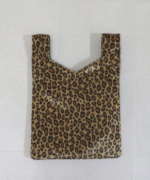 fredy emue(フレディエミュ)の「リングハンドルコンビショッパーバッグ(ショルダーバッグ・レディース・ベージュ系その他4/ブラック系その他4・FREE)」の4枚目の写真