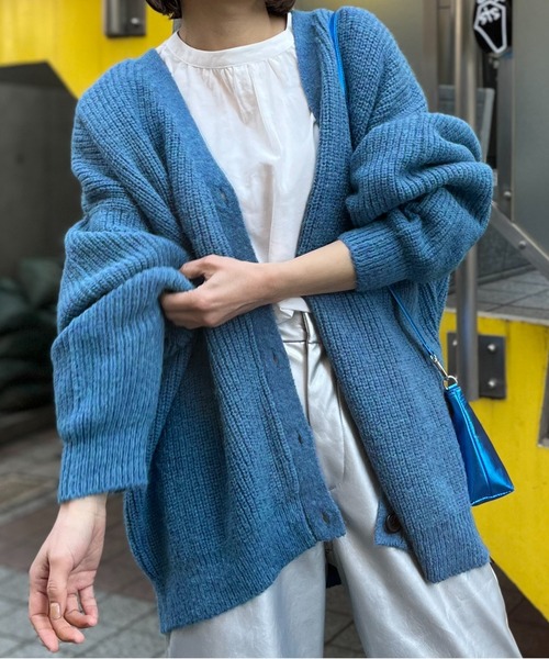 mi via loca（ミヴィアロカ）の「ミックスニットVネックビッグカーディガン（カーディガン/ボレロ・レディース・ブルー/オレンジ/ブラウン・FREE）」の9枚目の写真