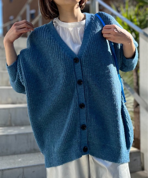 mi via loca（ミヴィアロカ）の「ミックスニットVネックビッグカーディガン（カーディガン/ボレロ・レディース・ブルー/オレンジ/ブラウン・FREE）」の16枚目の写真