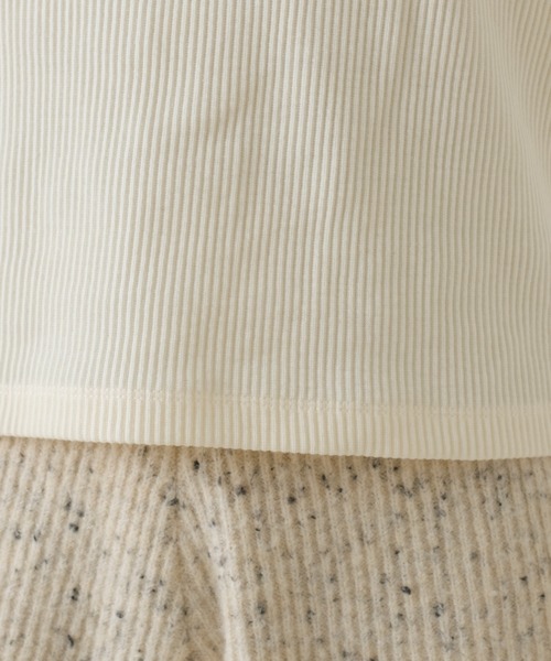 Kastane(カスタネ)の「袖ボタンリブロンTEE(Tシャツ/カットソー・レディース・ブラック/ブラウン/ブルー/アイボリー・FREE)」の20枚目の写真