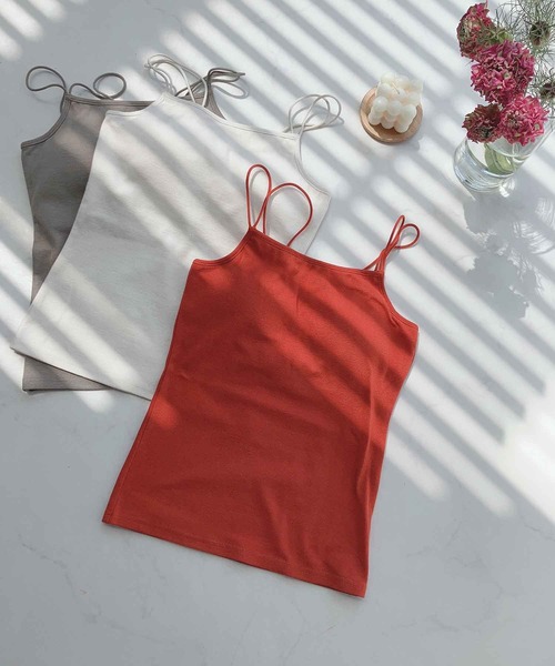 AS KNOW AS plus（アズノゥアズプラス）の「○カップ付きフライスキャミソール（キャミソール・レディース・ライトブラウン/ライトグリーン/キナリ/ブラック/ブルー/テラコッタ/グレイッシュベージュ/チャコールグレー/レッド/ブルー系/イエロー系/イエロー/ベージュ・FREE）」の5枚目の写真