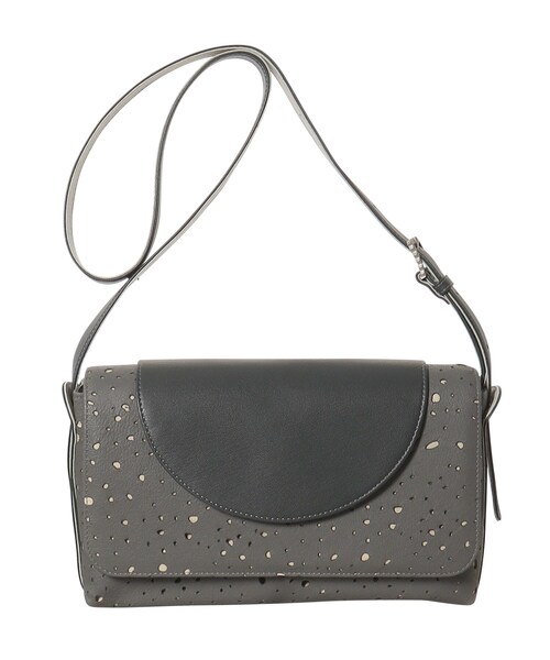 HIROKO HAYASHI（ヒロコハヤシ）の「FORATA(フォラータ)ショルダーバッグ（ショルダーバッグ・レディース・グレー系その他4・00）」の2枚目の写真