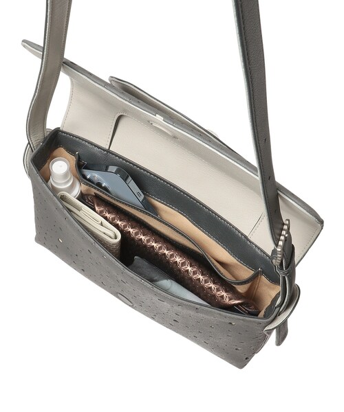 HIROKO HAYASHI（ヒロコハヤシ）の「FORATA(フォラータ)ショルダーバッグ（ショルダーバッグ・レディース・グレー系その他4・00）」の9枚目の写真