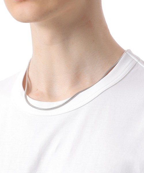 ATTACHMENT（アタッチメント）の「ブラス スネーク チェーンネックレス  /  BRASS SNAKE CHAIN NECKLACE（ネックレス・メンズ・シルバー・S/M）」の3枚目の写真
