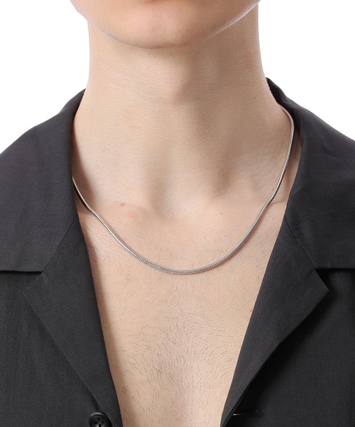 ATTACHMENT（アタッチメント）の「ブラス スネーク チェーンネックレス  /  BRASS SNAKE CHAIN NECKLACE（ネックレス・メンズ・シルバー・S/M）」の5枚目の写真