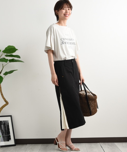 INTERPLANET(インタープラネット)の「フレアースリーブロゴTシャツ(Tシャツ/カットソー・レディース・オフホワイト/グレイッシュブルー/ブラック・FREE)」の11枚目の写真
