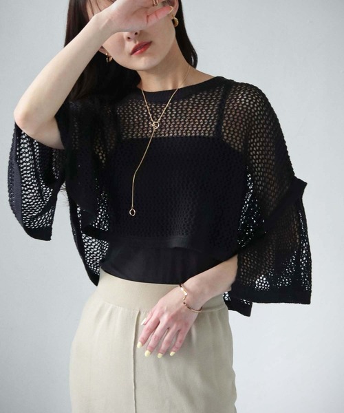 cheriella(シェリエラ)の「【cheriella】WEB限定ショート丈スリット透かし編みメッシュニット(ニット/セーター・レディース・ブルー/アイボリー/カーキ/ブラック・M)」の16枚目の写真