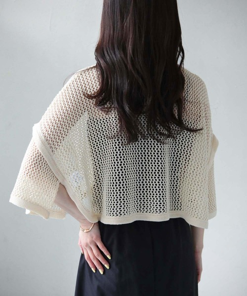 cheriella(シェリエラ)の「【cheriella】WEB限定ショート丈スリット透かし編みメッシュニット(ニット/セーター・レディース・ブルー/アイボリー/カーキ/ブラック・M)」の10枚目の写真