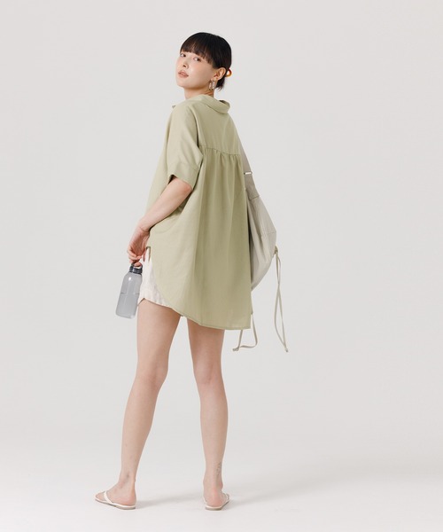 coca(coca)(コカ)の「リップルラウンドヘムシャツ(シャツ/ブラウス・レディース・ブラック/ピンク/ホワイト/ベージュ・M/L)」の10枚目の写真