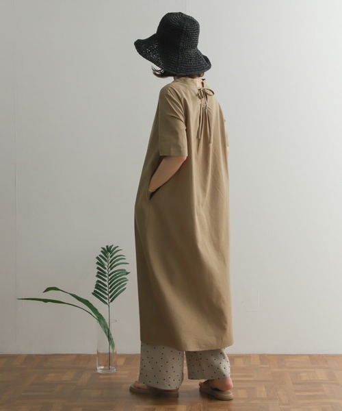 美品⭐︎ハグオーワー　リネン　バックリボン　ワンピース Hug o war（ハグオーワー） 未使用 リネン100％ Vカット バックリボン