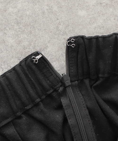 JOINT WORKS（ジョイントワークス）の「【COMMRE/コムル】ホルターネックサロペット（サロペット/オーバーオール・レディース・ブラウン/ブラック・FREE）」の12枚目の写真