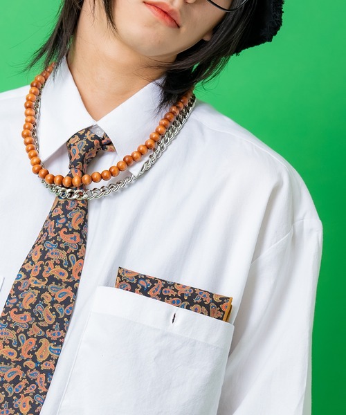 an meets zakka(アンミツザッカ)の「an meets zakka レトロクラシックペイズリー柄ポケットチーフ(ポケットチーフ・メンズ・ネイビー/ブラウン/グリーン/レッド/ブラック/チャコールグレー/ブルー・ONE SIZE/ONESIZE)」の2枚目の写真