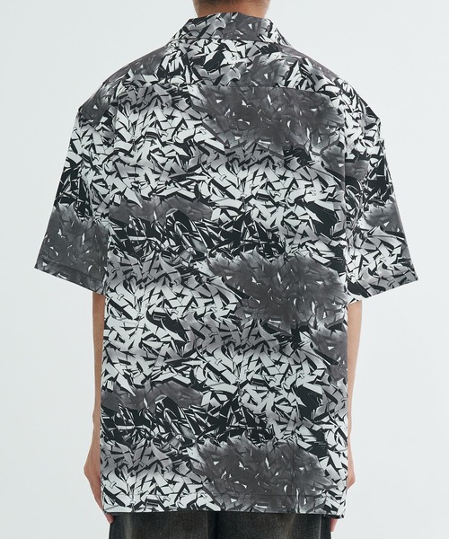 Children of the discordance(チルドレン オブ ザ ディスコ-ダンス)の「PERSONAL DATA PRINTED SHIRT SS H(シャツ/ブラウス・メンズ・ブラック/ネイビー・2/3)」の6枚目の写真