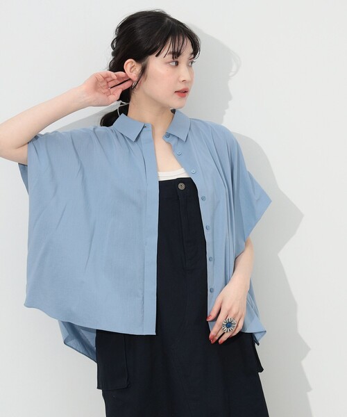 BEAMS HEART（ビームスハート）の「BEAMS HEART / ビッグシルエット ボタンシャツ（シャツ/ブラウス・レディース・ネイビー/イエロー系その他2/オフホワイト/ライトブルー・FREE）」の3枚目の写真