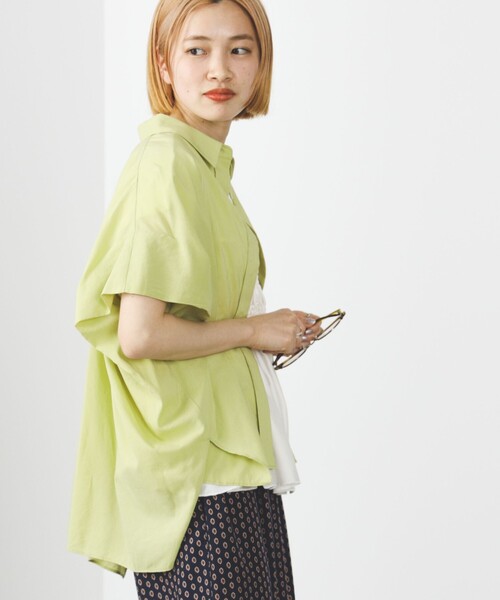 BEAMS HEART（ビームスハート）の「BEAMS HEART / ビッグシルエット ボタンシャツ（シャツ/ブラウス・レディース・ネイビー/イエロー系その他2/オフホワイト/ライトブルー・FREE）」の10枚目の写真