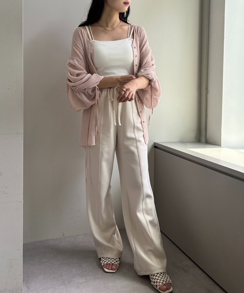 one after another NICE CLAUP（ワンアフターアナザーナイスクラップ）の「袖ドロストシアープリーツブラウス（シャツ/ブラウス・レディース・アイボリー/ブルーグレー/ピンクベージュ/ドット・FREE）」の12枚目の写真