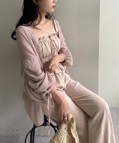 one after another NICE CLAUP（ワンアフターアナザーナイスクラップ）の「袖ドロストシアープリーツブラウス（シャツ/ブラウス・レディース・アイボリー/ブルーグレー/ピンクベージュ/ドット・FREE）」の16枚目の写真