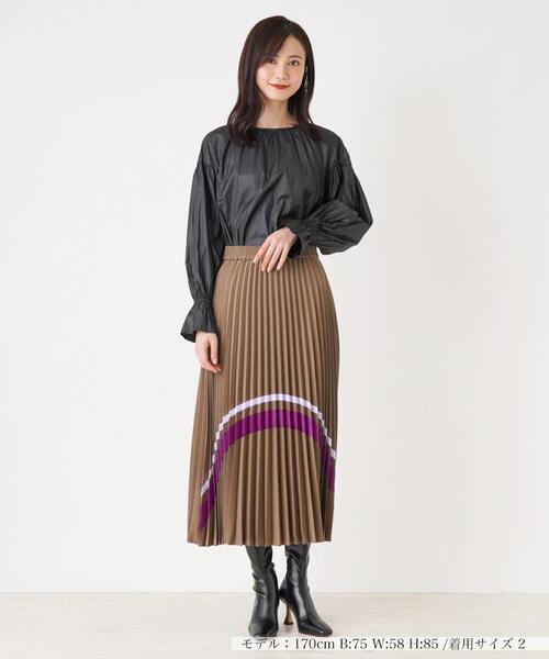 Brahmin(ブラーミン)の「アコーディオンプリーツロングスカート(スカート・レディース・ダークネイビー/ライトブラウン・2)」の9枚目の写真