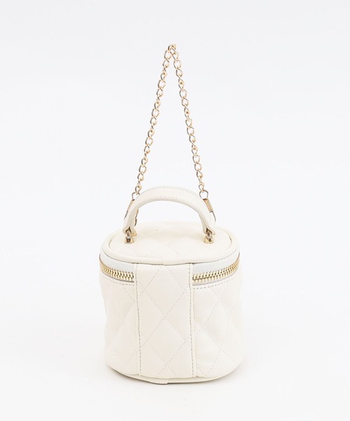 COOCO(クーコ)の「フェイクレザーキルティングマイクロミニバニティチャームショルダーBAG(ショルダーバッグ・レディース・ブラック/サックスブルー/オフホワイト/ピンク・9)」の7枚目の写真