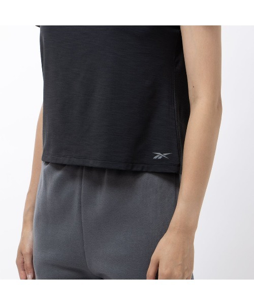Reebok(リーボック)の「アスレチック Tシャツ / AC ATHLETIC TEE(Tシャツ/カットソー・レディース・ローズ/ブラック/ライトブルー・LARGE/MEDIUM/SMALL/X-LARGE/X-SMALL)」の10枚目の写真
