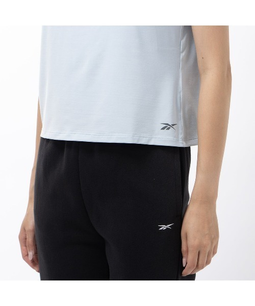 Reebok(リーボック)の「アスレチック Tシャツ / AC ATHLETIC TEE(Tシャツ/カットソー・レディース・ローズ/ブラック/ライトブルー・LARGE/MEDIUM/SMALL/X-LARGE/X-SMALL)」の11枚目の写真