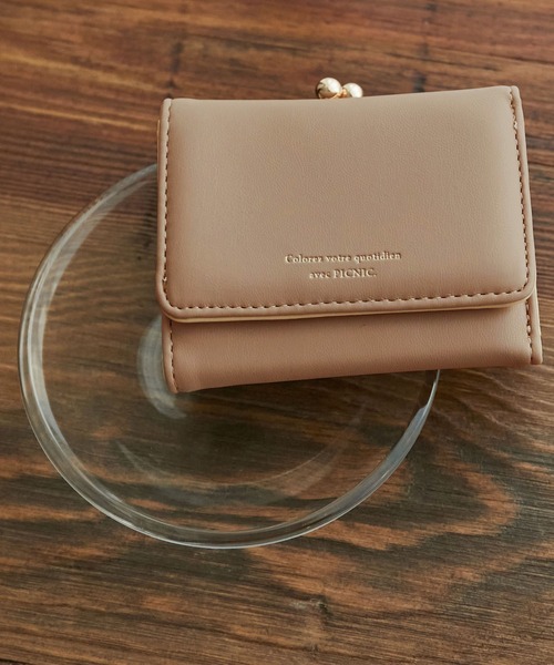 ROPE' PICNIC（ロペピクニック）の「新色追加/がま口三つ折りウォレット（財布・レディース・ラベンダー/ゴールド/ブラック/ベージュ/イエロー系その他2/ピンク/シルバー・FREE）」の3枚目の写真